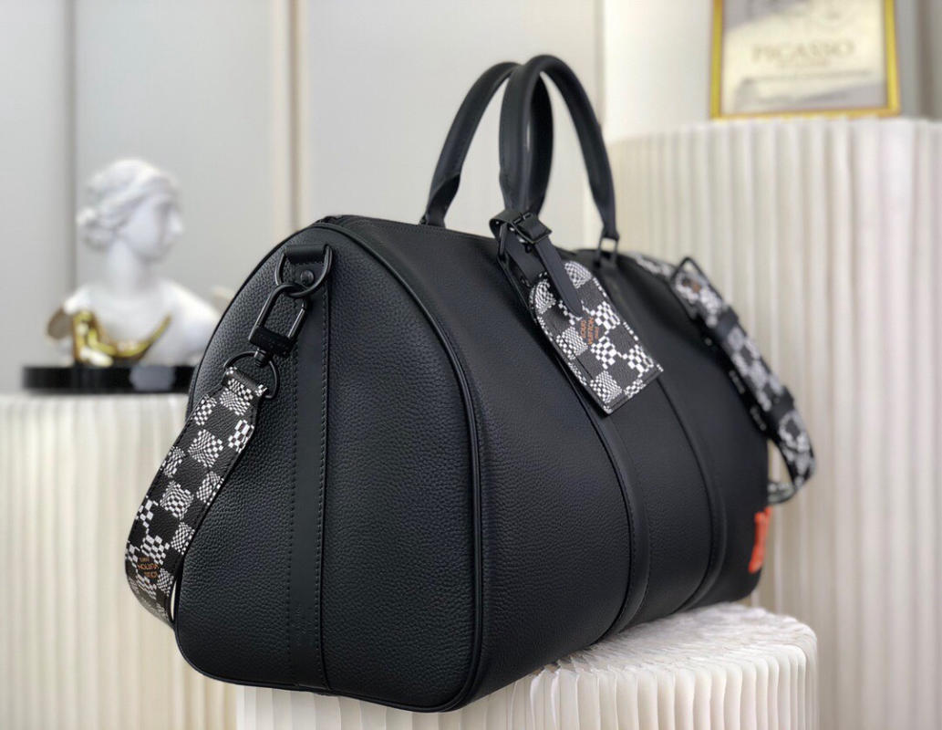 Túi du lịch LV Louis Vuitton KEEPALL BANDOULIÈRE siêu cấp 1:1 